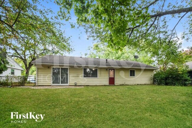 Building Photo - 6020 Wedgewood Way