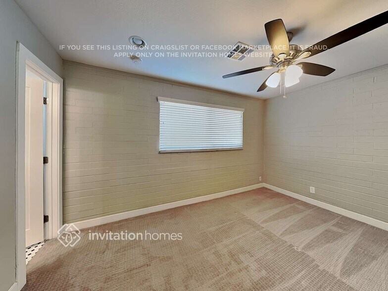 Building Photo - 7846 E Willetta St