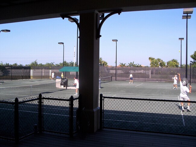 Building Photo - 1645 Baseline Ln