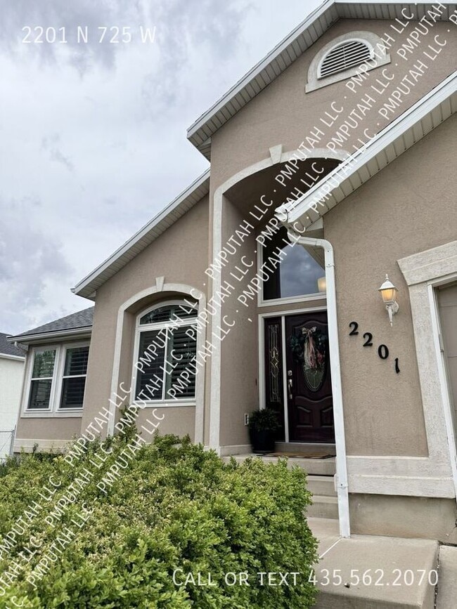 Building Photo - 2201 N 725 W