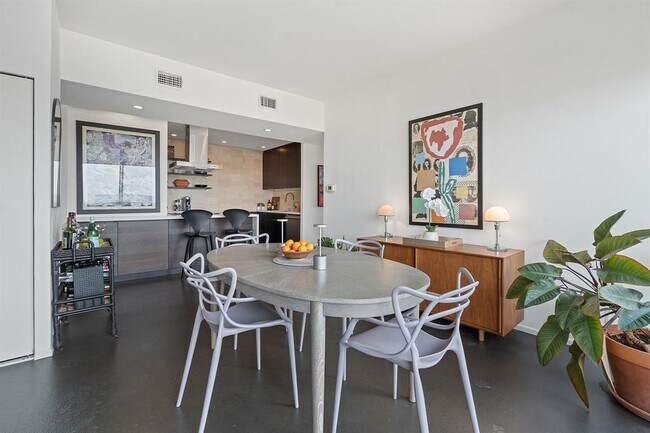 Building Photo - 1801 Lavaca St