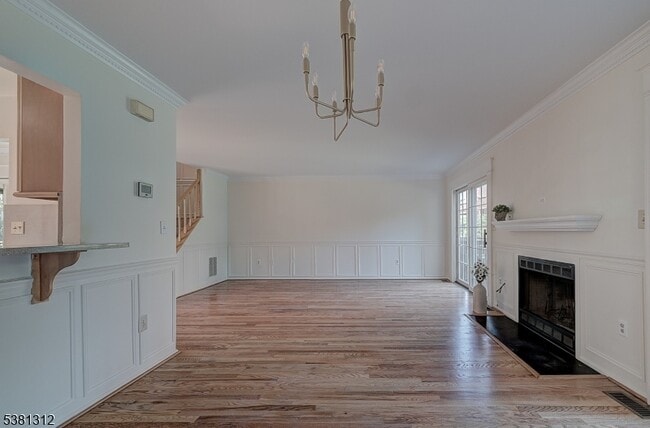 Building Photo - 326 Araneo Dr