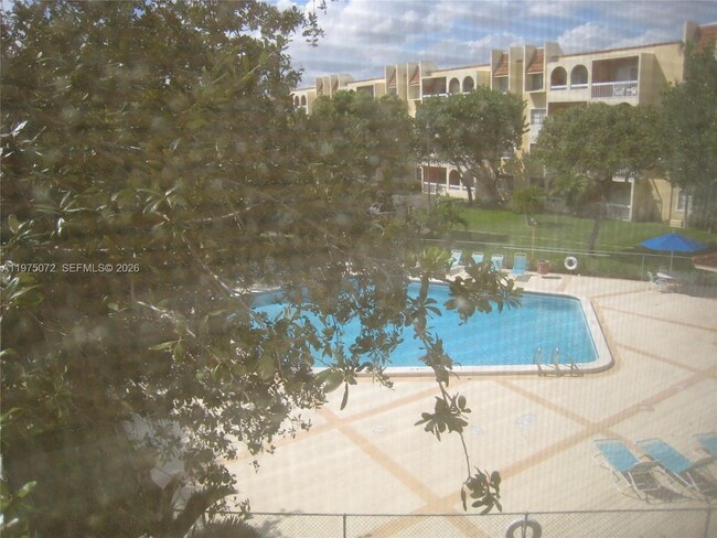 Building Photo - 7722 Camino Real