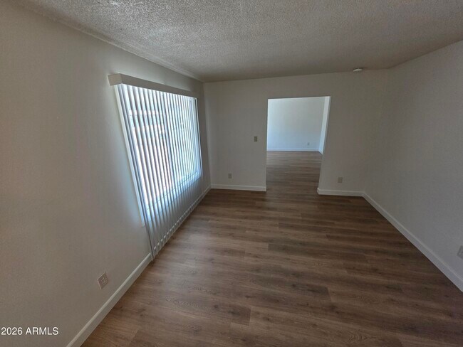 Building Photo - 3850 W Caribbean Ln