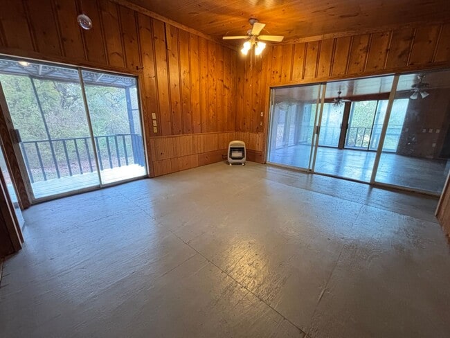 Building Photo - Near Cross Lake, Huge Lot (1/2 OFF 1ST MONTHS RENT)