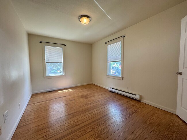 Building Photo - Great Duplex Unit near Downtown Loveland