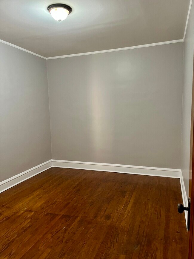 Bedroom 1 - 4344 N Albany Ave