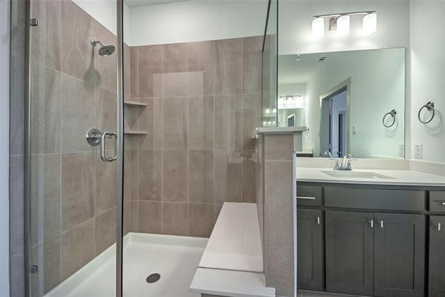 Building Photo - 692 Vista Oaks Rd