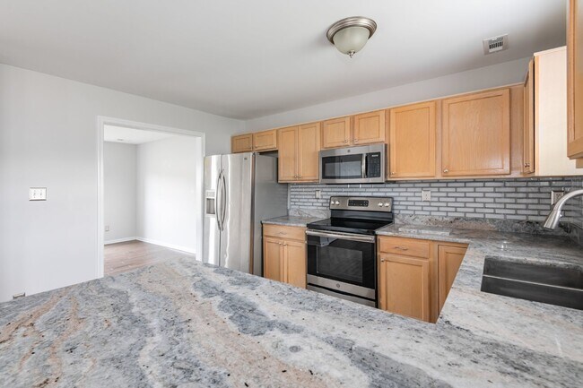 Building Photo - 4 Bedroom 2.5 bath home in Varina!