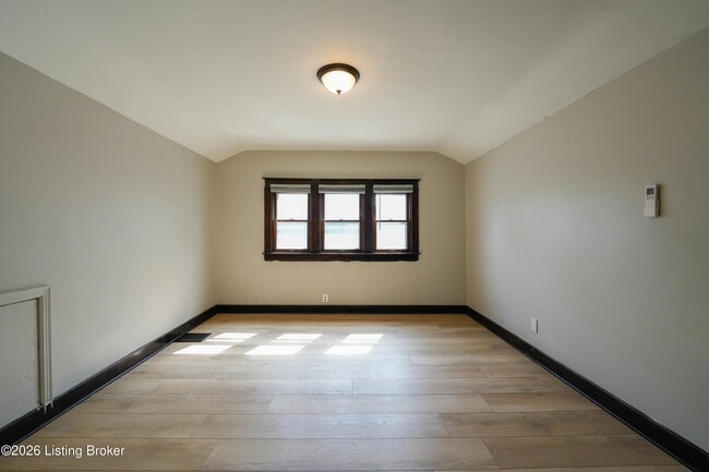 Building Photo - 908 Lydia St