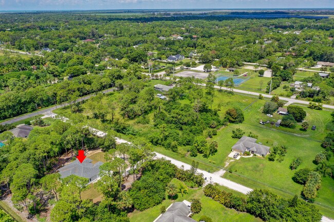 Building Photo - 17944 38th Ln N