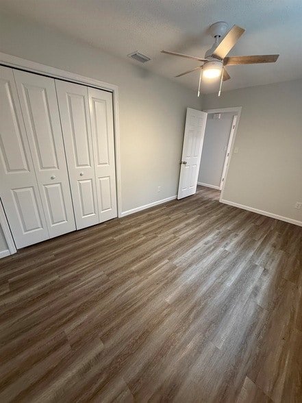 Building Photo - 4008 Bothwell Terrace