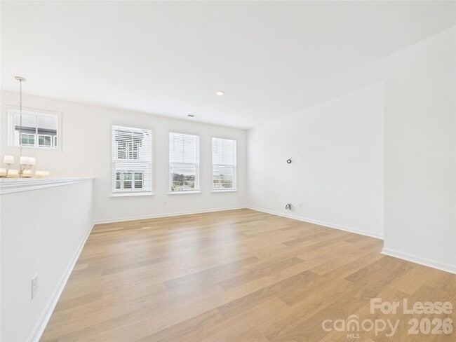 Building Photo - 3013 Rexton Ln