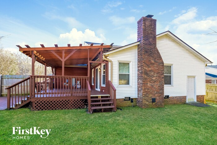 Building Photo - 5302 Broadmoor Pl