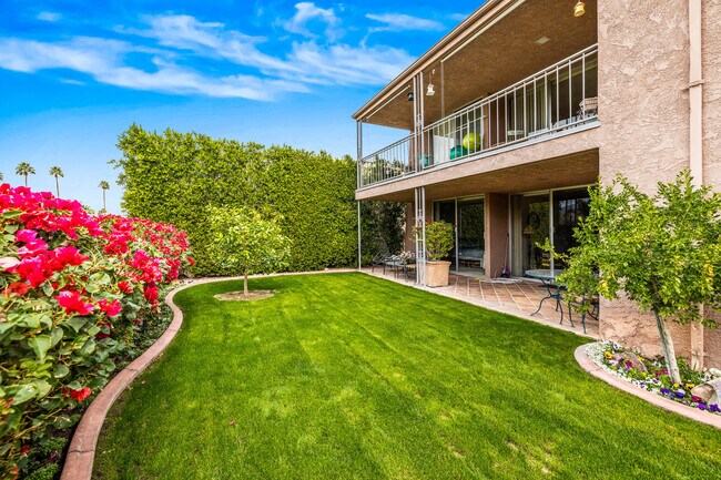 Building Photo - 46305 Portola Ave
