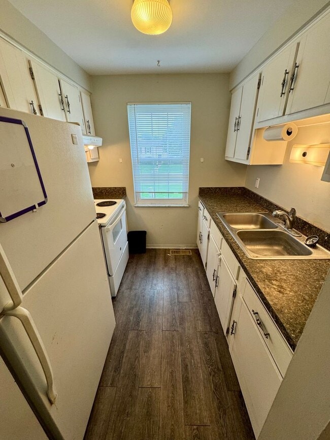 Building Photo - Charming 2 Bed 1 Bath in Cranberry!