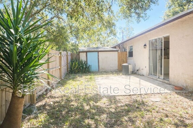 Building Photo - 449 2nd Ave