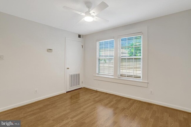 Building Photo - 1800 Dewitt Ave