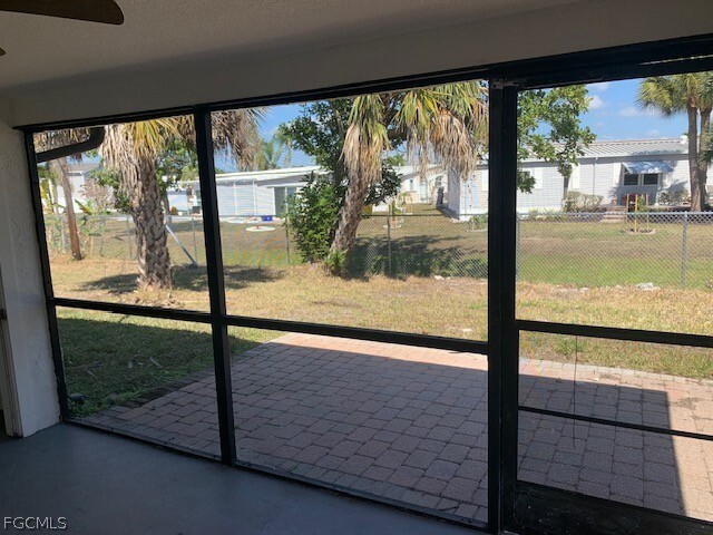 Building Photo - 11296 Summerwinds Ct