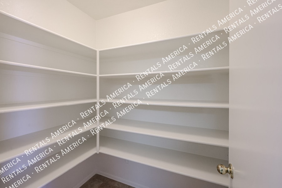 Building Photo - 6524 N 90th Dr