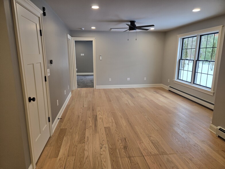 Living Room - 602 Forest Ln