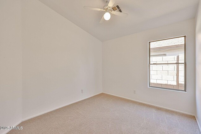 Building Photo - 2411 W Oberlin Way