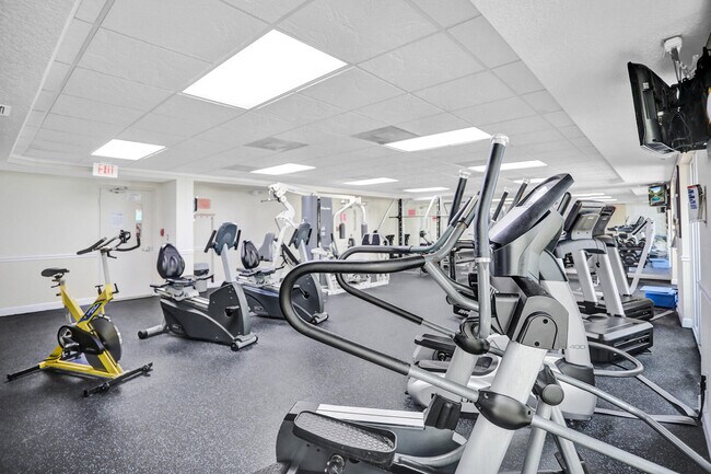 Building Photo - 1501 E Broward Blvd