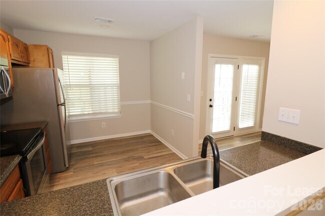 Building Photo - 5878 Prescott Ct