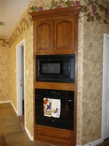 Building Photo - 715 Wheaton Ct