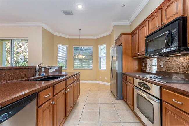 Building Photo - 10639 Hatteras Dr