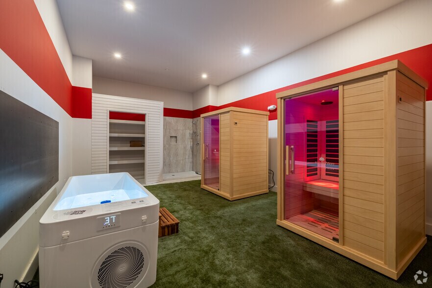 Fire & Ice Room - The Flats at Soma