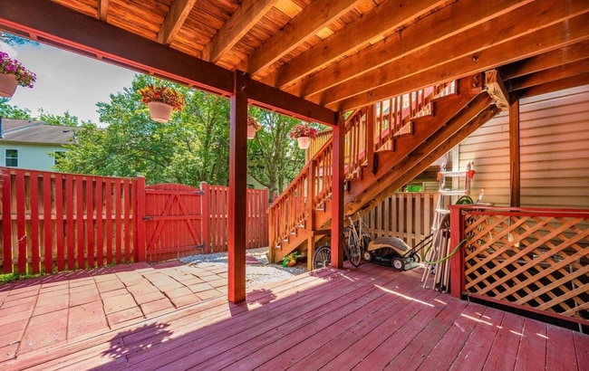 Building Photo - 18859 McFarlin Dr