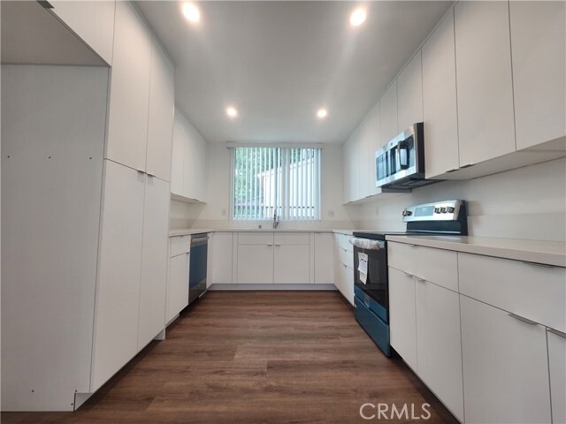 Building Photo - 2534 Community Ave