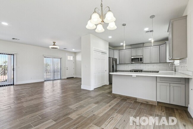 Building Photo - Brand New Charming 3BR House in Gilbert