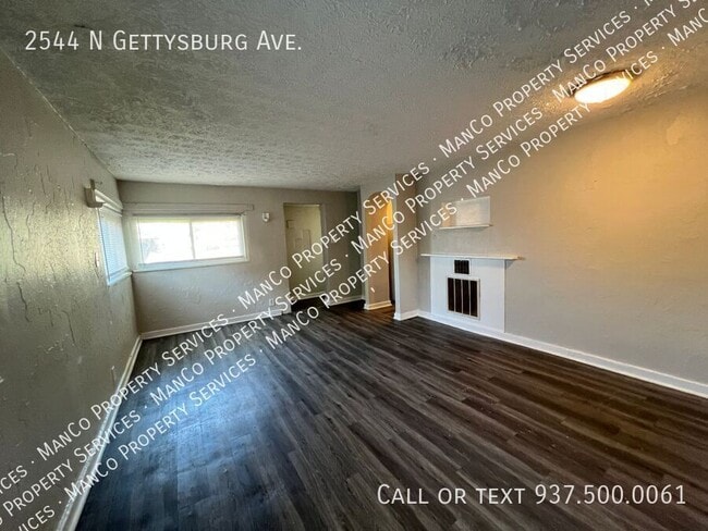 Building Photo - 2544 N Gettysburg Ave