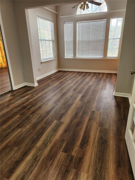 Building Photo - 220 St Andrews Ct