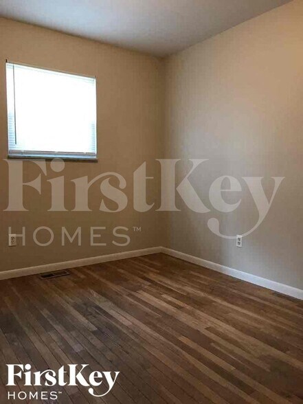 Building Photo - 4420 Santa Fe Ct