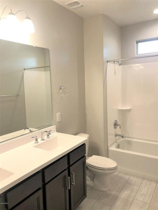 Building Photo - 6519 E Villa Maria Dr