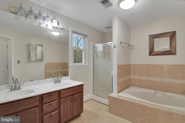 Building Photo - 8229 Jumpers Hole Rd