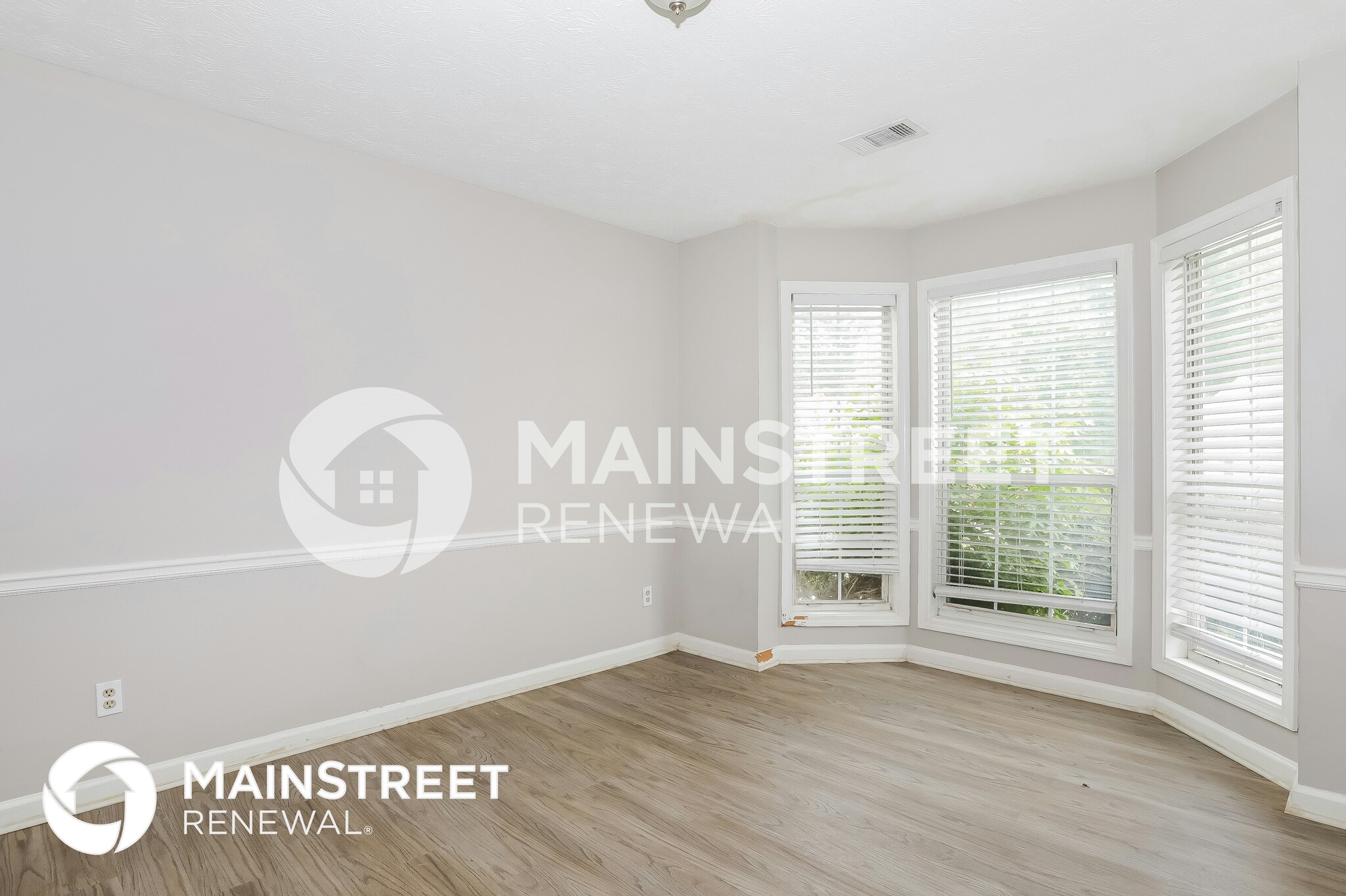 Building Photo - 638 Stonemill Manor