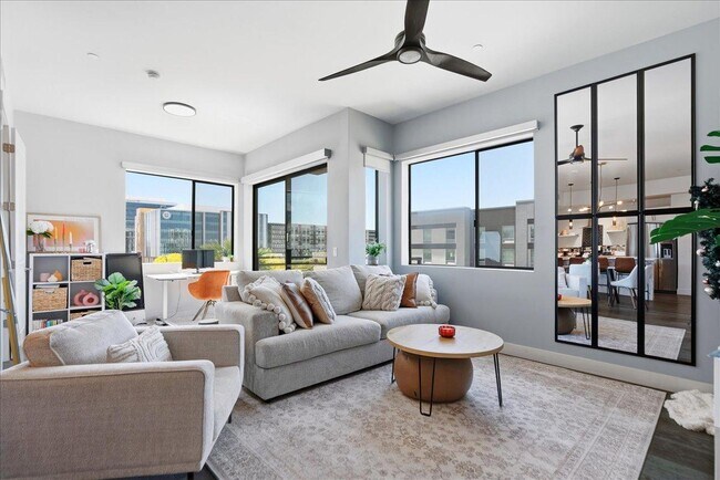 Building Photo - 3131 N Central Ave