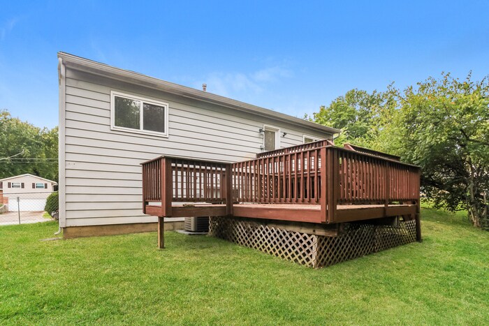 Building Photo - 10288 Dewhill Ln