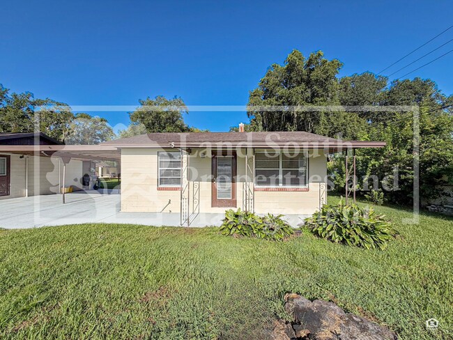 Building Photo - 1030 Lakewood Ct