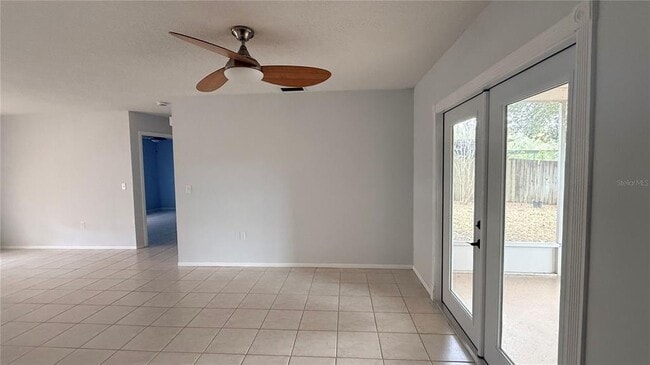 Building Photo - 7846 Royal Hart Dr