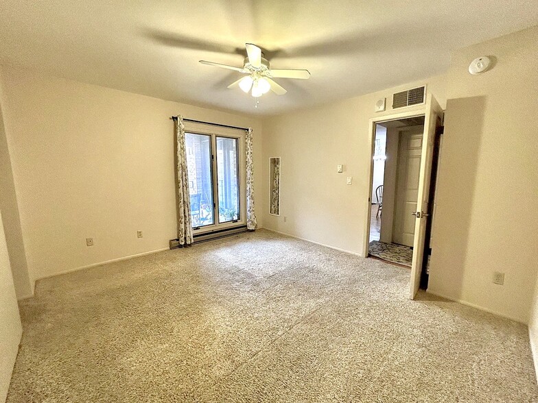 Second Bedroom - 1818 E Shorewood Blvd