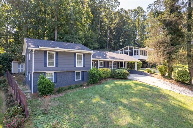 Building Photo - 3144 Flamingo Dr