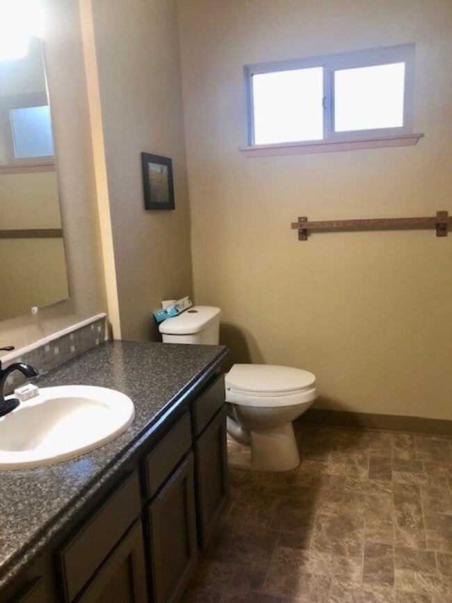 Building Photo - Sunriver Retreat - 2 Cedar Lane