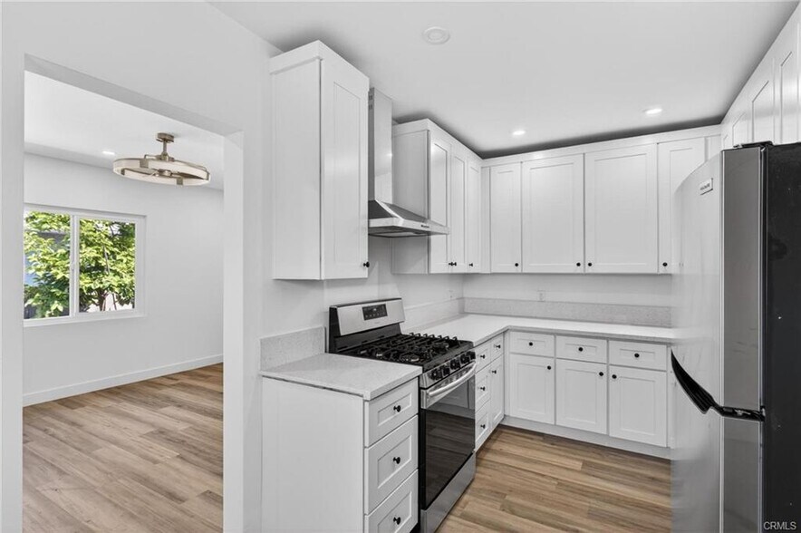 Building Photo - 1438 W 222nd St