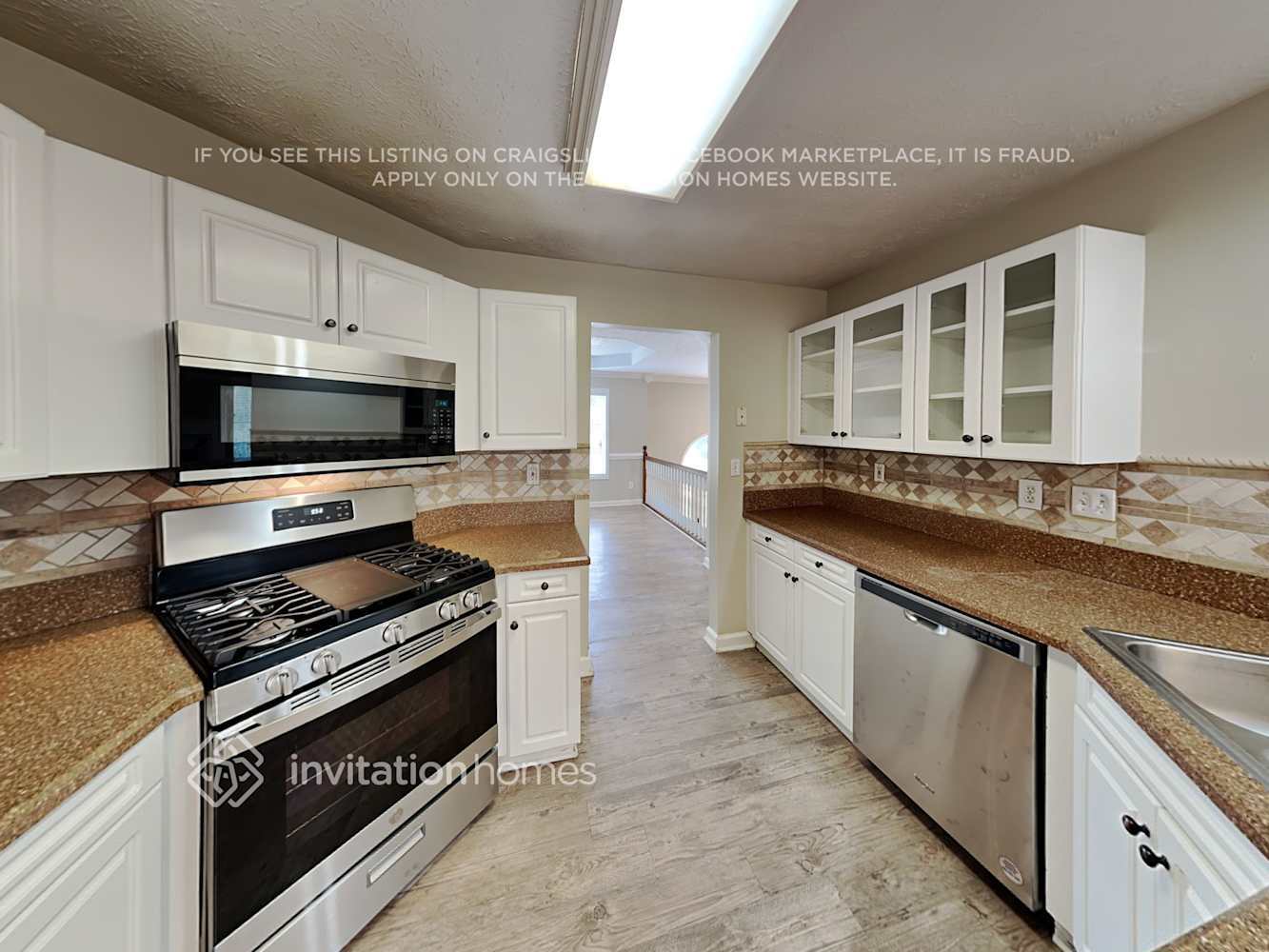 Building Photo - 4016 Water Hole Ct