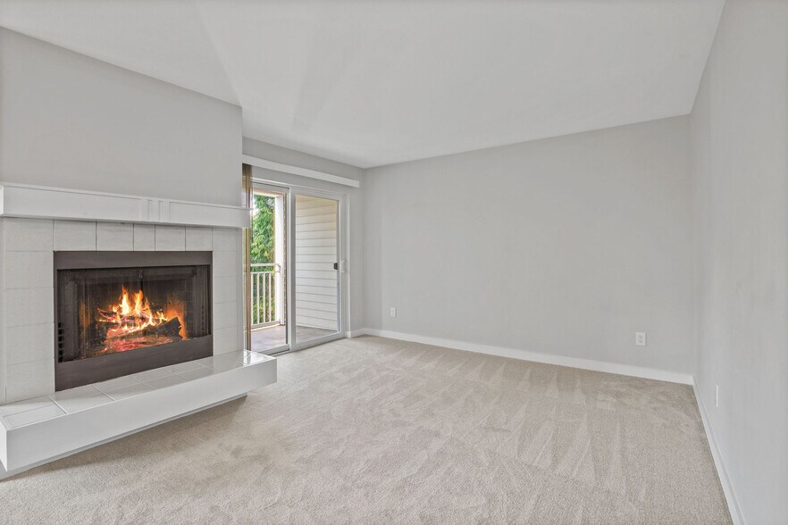 Building Photo - 12300 Harbour Pointe Blvd